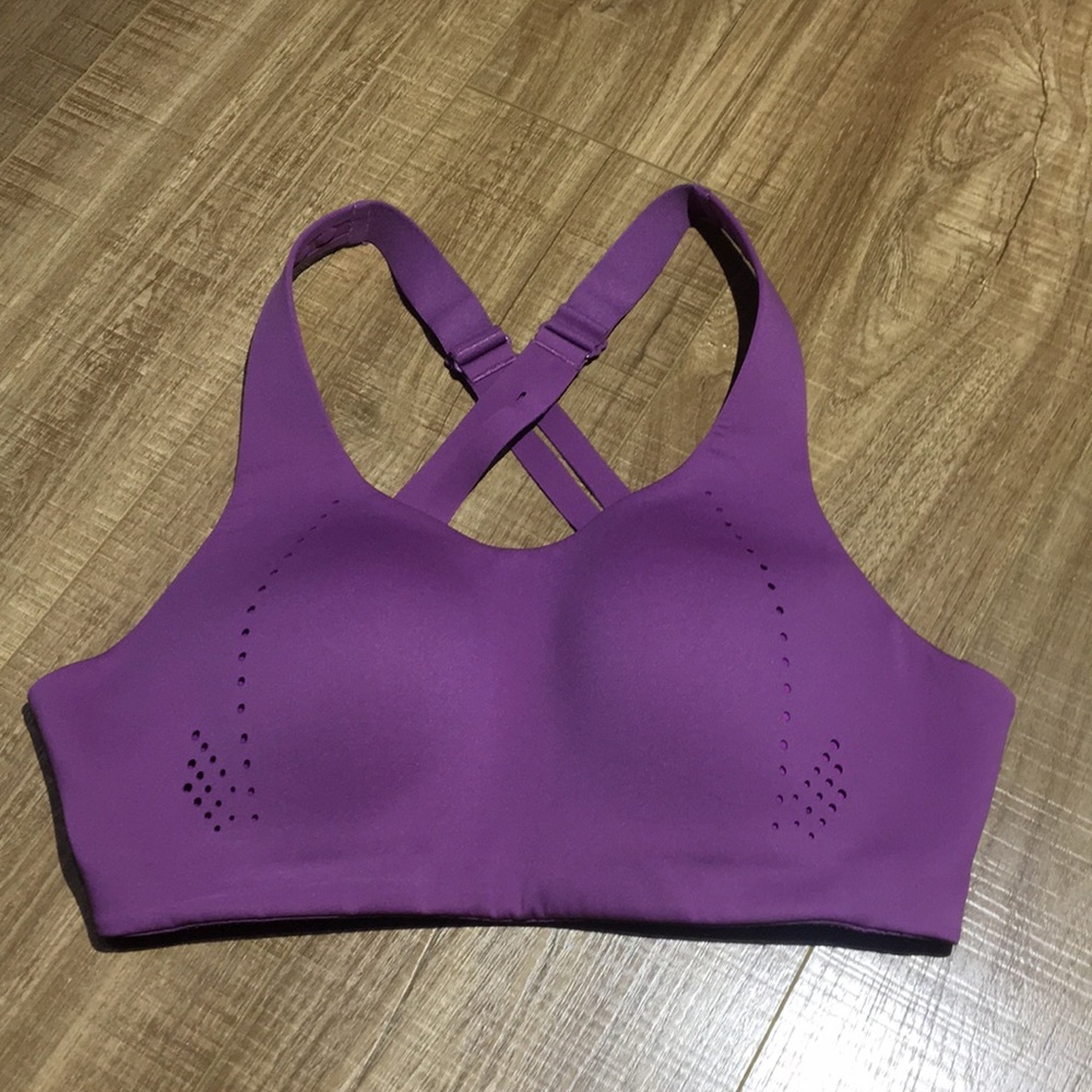 Lululemon bra 34C